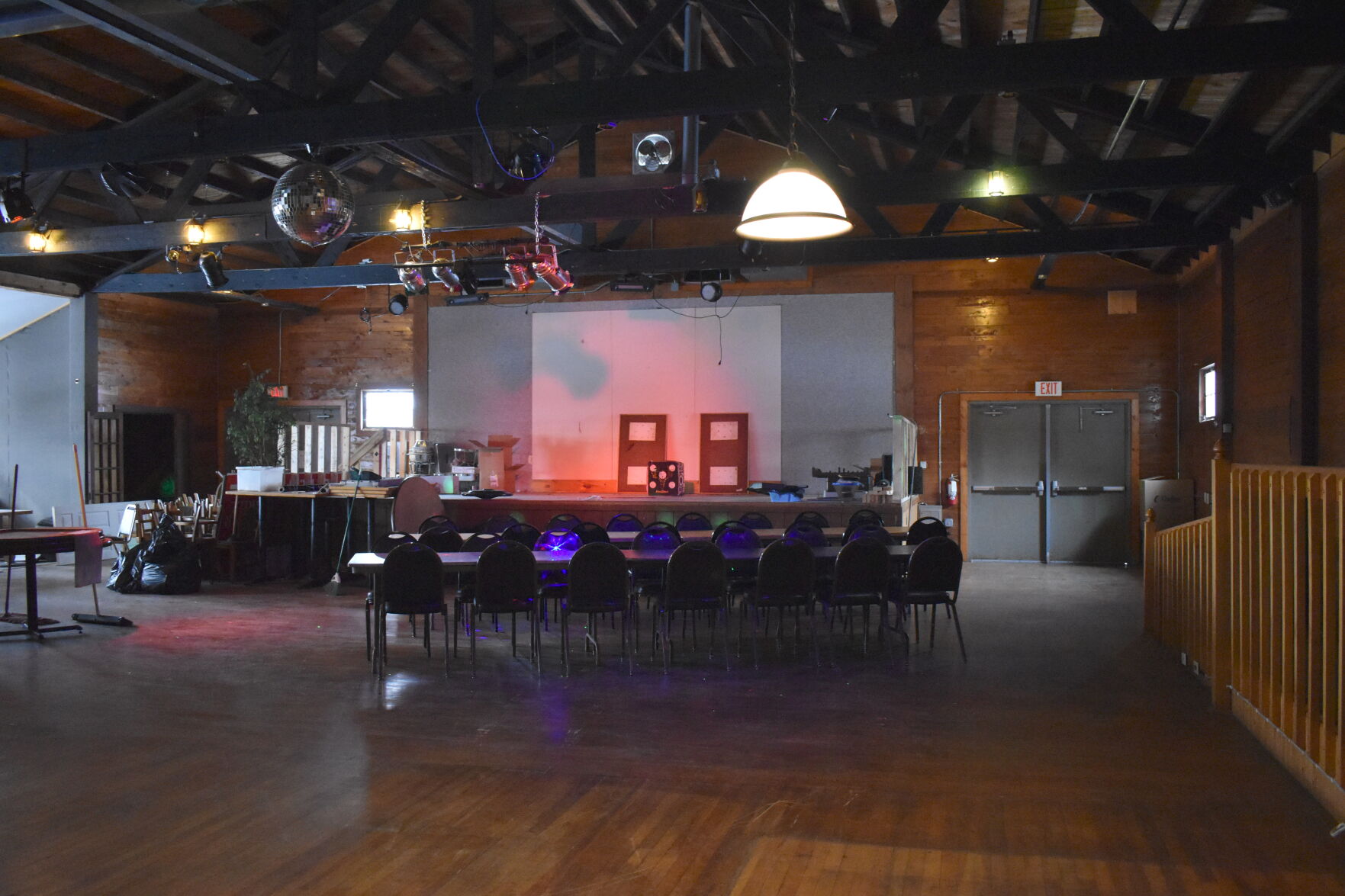 Rumors back hall